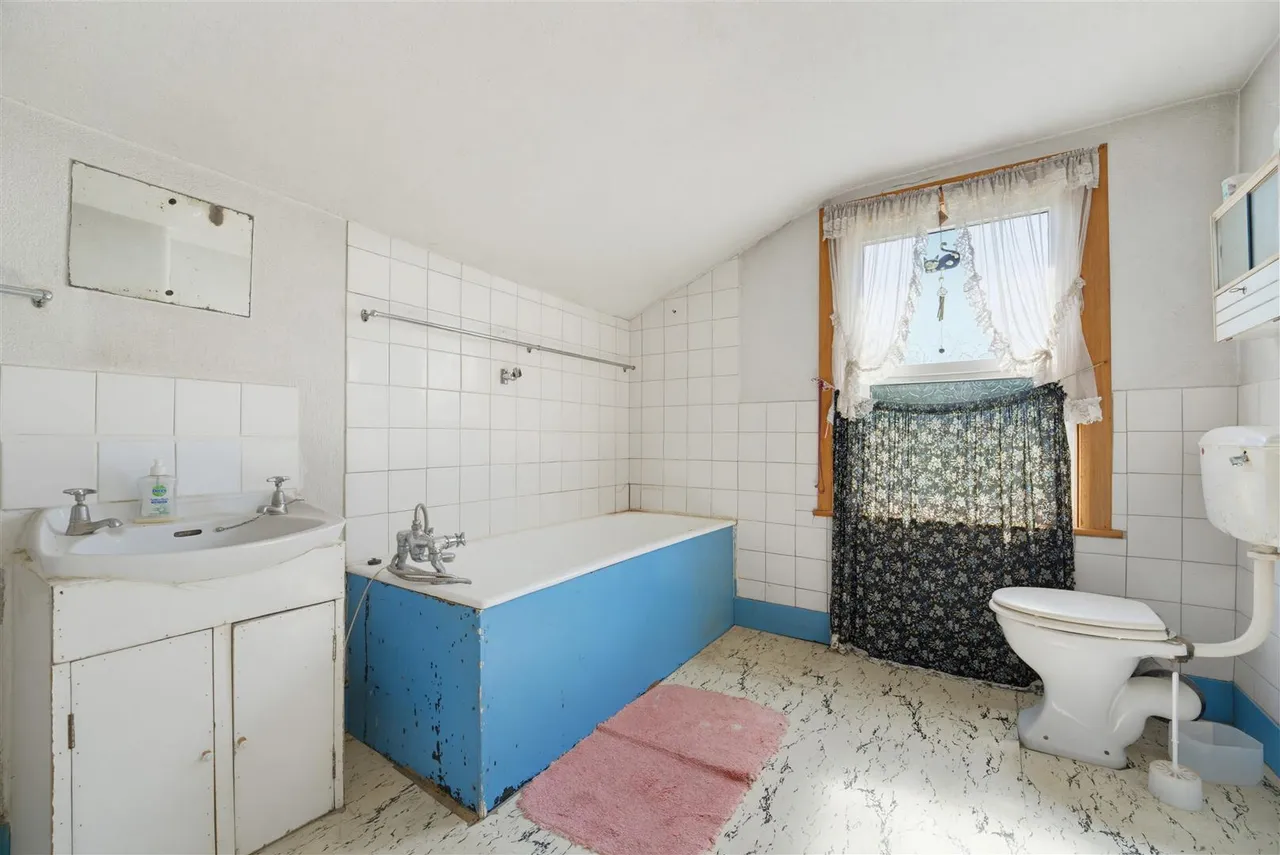 Studley Grange Road, Hanwell, photo 7
