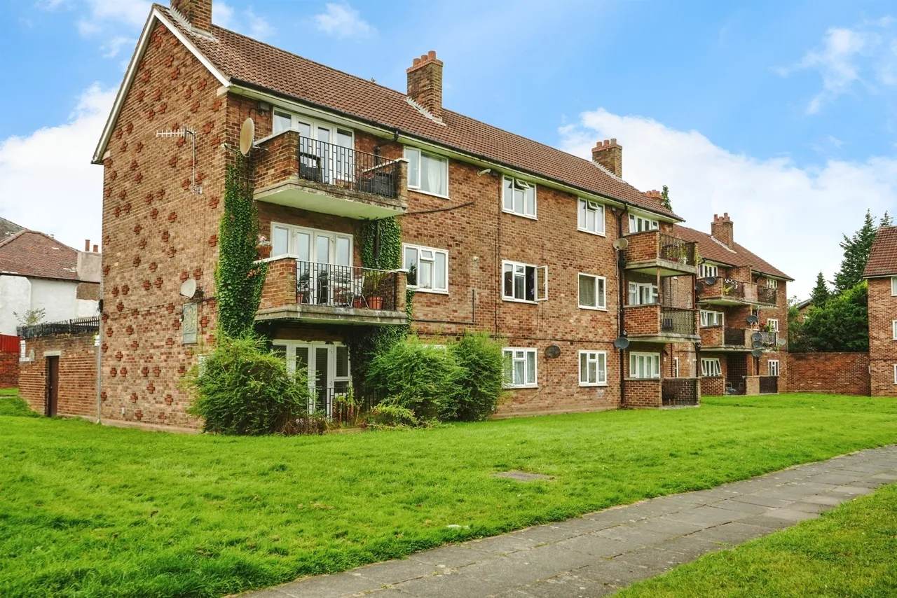 Woodhey Court, Wirral, CH63, photo 14