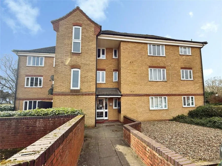 2 bed flat for sale, Mill Road Drive, Purdis Farm, IP3