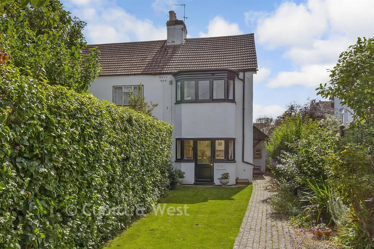 2 bed house for sale, Kingsland Road, Worthing, BN14
