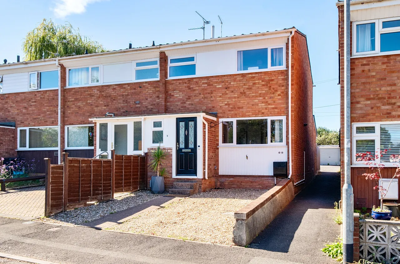 3 bed house for sale, Brooklands Road, Rockwell Green, TA21