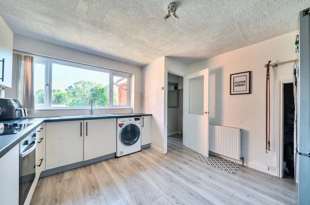 Brooklands Road, Rockwell Green, TA21, photo 6