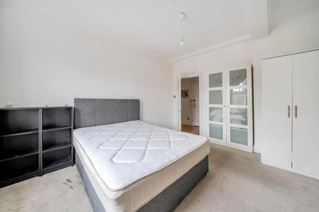Queensway, London, W2, photo 12