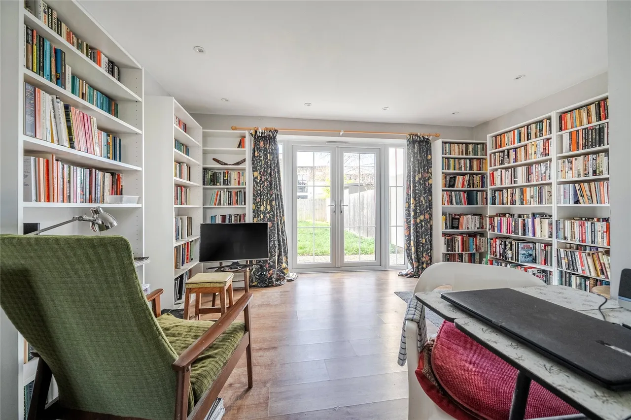 Hawes Road, Bromley, BR1, photo 2