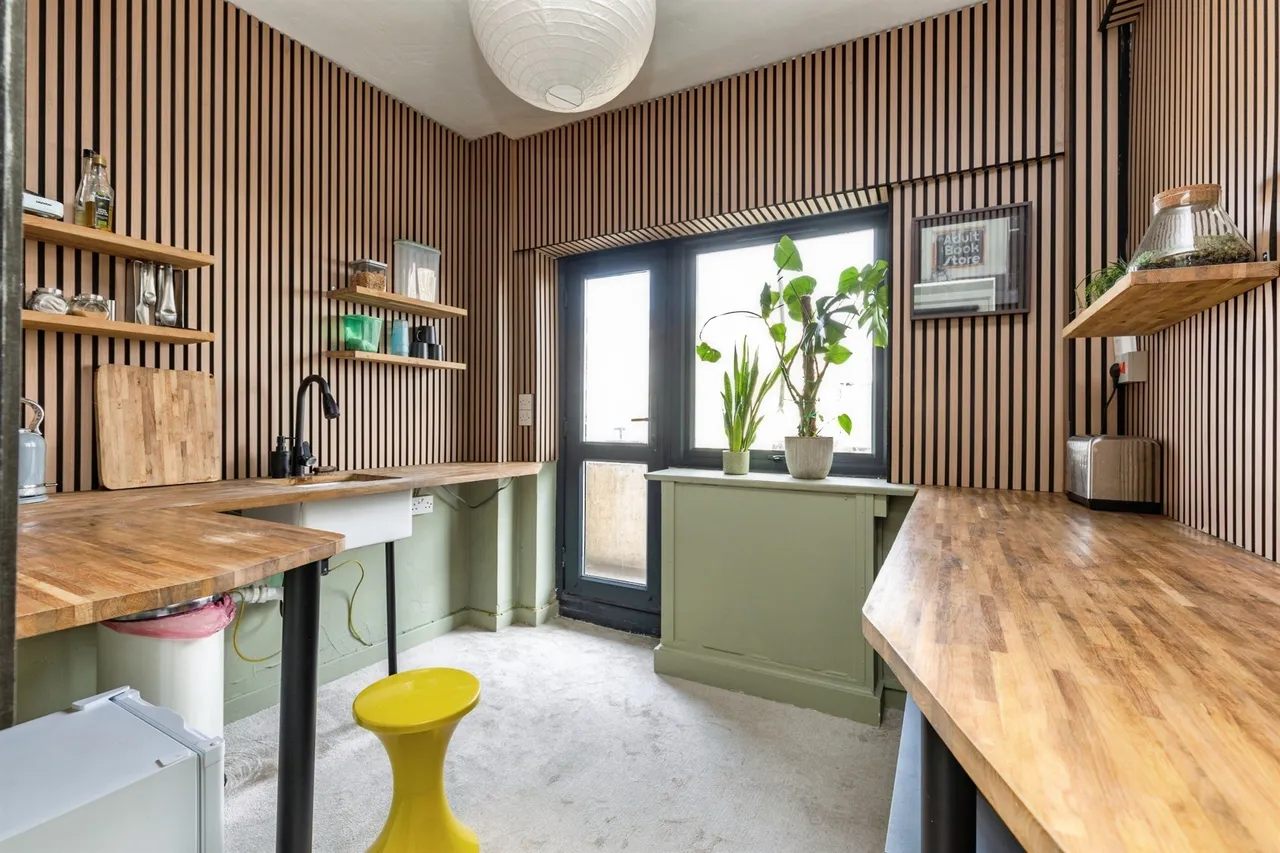Marine Court, St. Leonards-On-Sea, photo 8