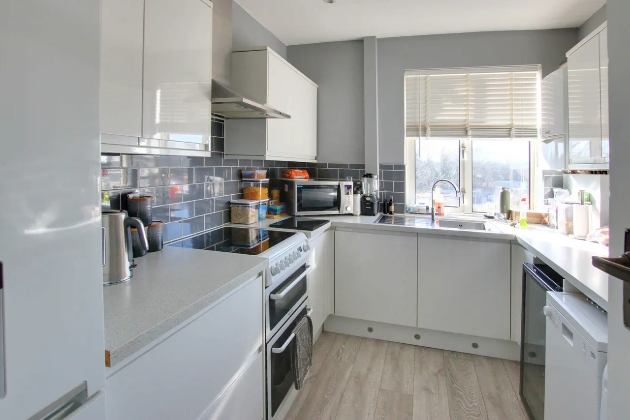 Flat 10, Hazelwood Lodge Red Lodge Road, West Wickham, West Wickham, BR4 0EN, photo 7
