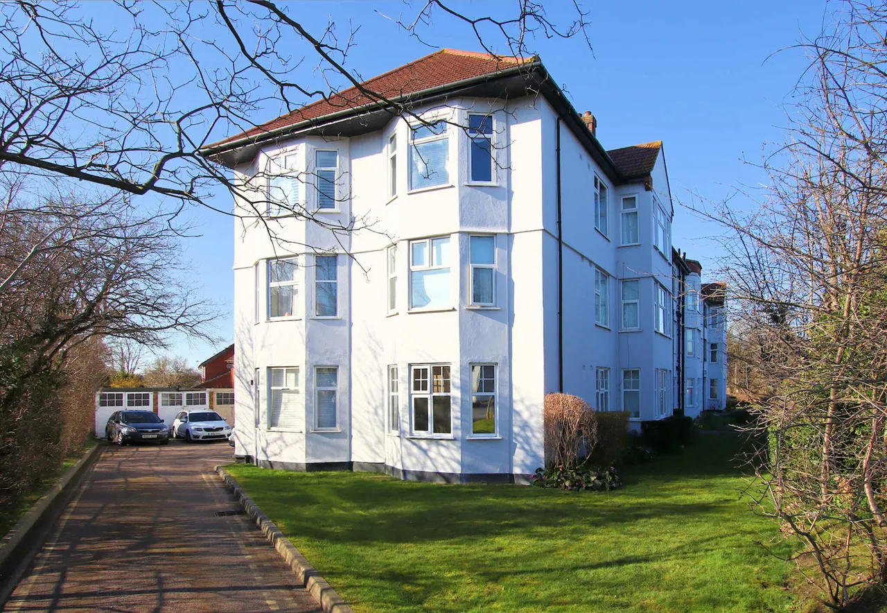 Flat 10, Hazelwood Lodge Red Lodge Road, West Wickham, West Wickham, BR4 0EN, photo 9