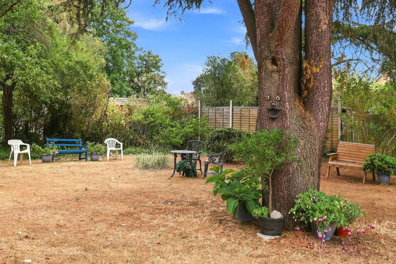 Octavia Way, Staines, TW18, photo 15