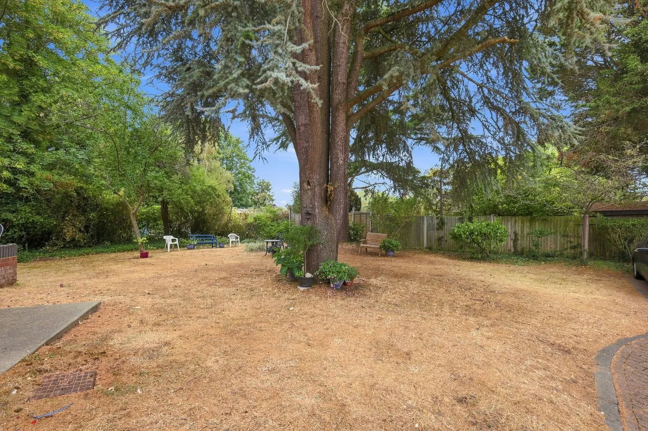 Octavia Way, Staines, TW18, photo 2