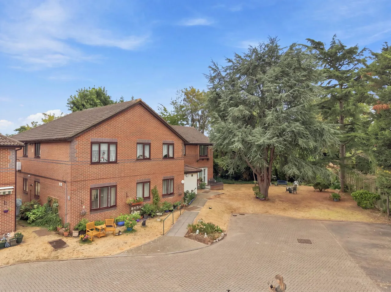 Octavia Way, Staines, TW18, photo 17
