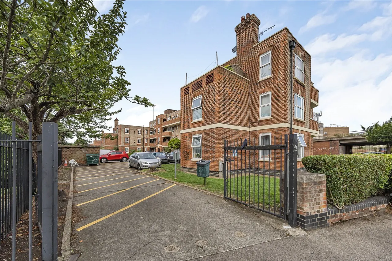 Malden Way, New Malden, KT3, photo 13