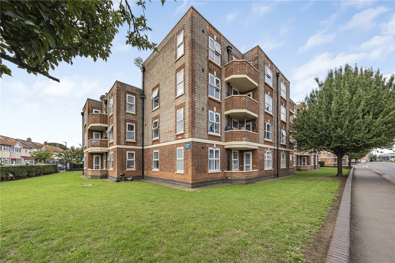 3 bed flat for sale, Malden Way, New Malden, KT3
