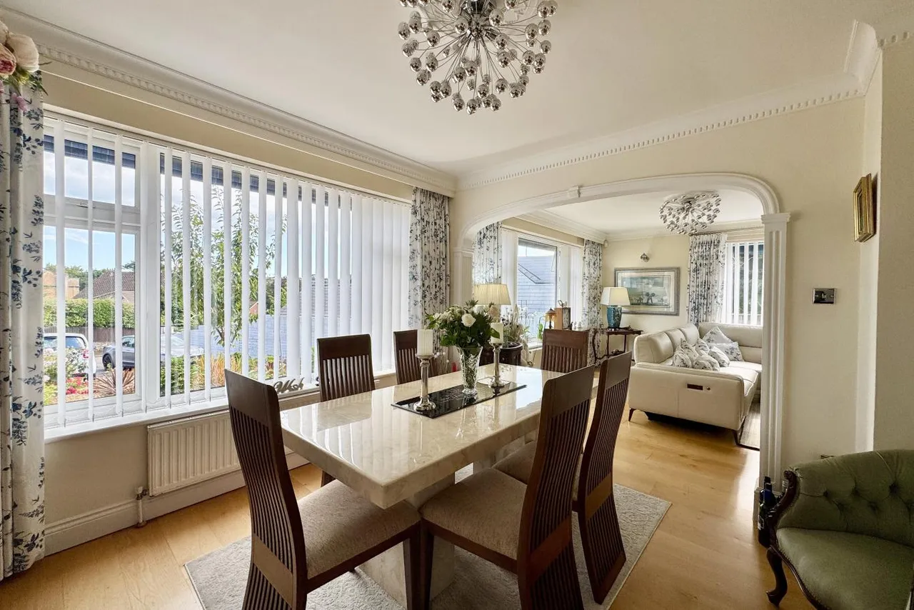 Branksome Wood Gardens, BH2, photo 4