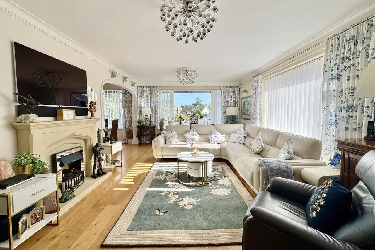 Branksome Wood Gardens, BH2, photo 6