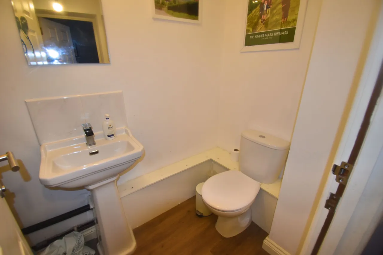 Kinder Road, High Peak, photo 10