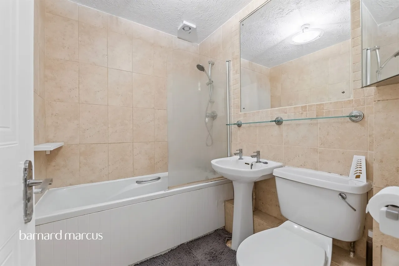 Evelyn Way, WALLINGTON, photo 10