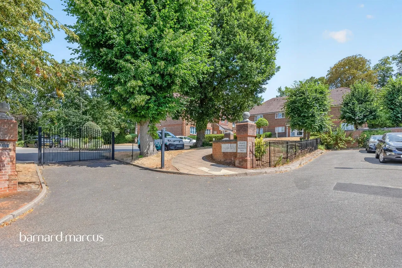 Evelyn Way, WALLINGTON, photo 12