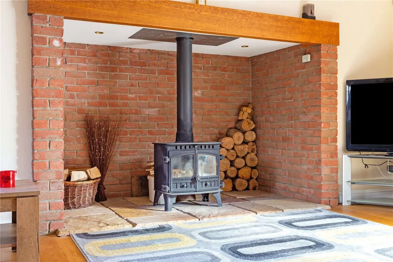The Willows, Little Humby, Grantham, Lincolnshire, NG33 4HW, photo 7