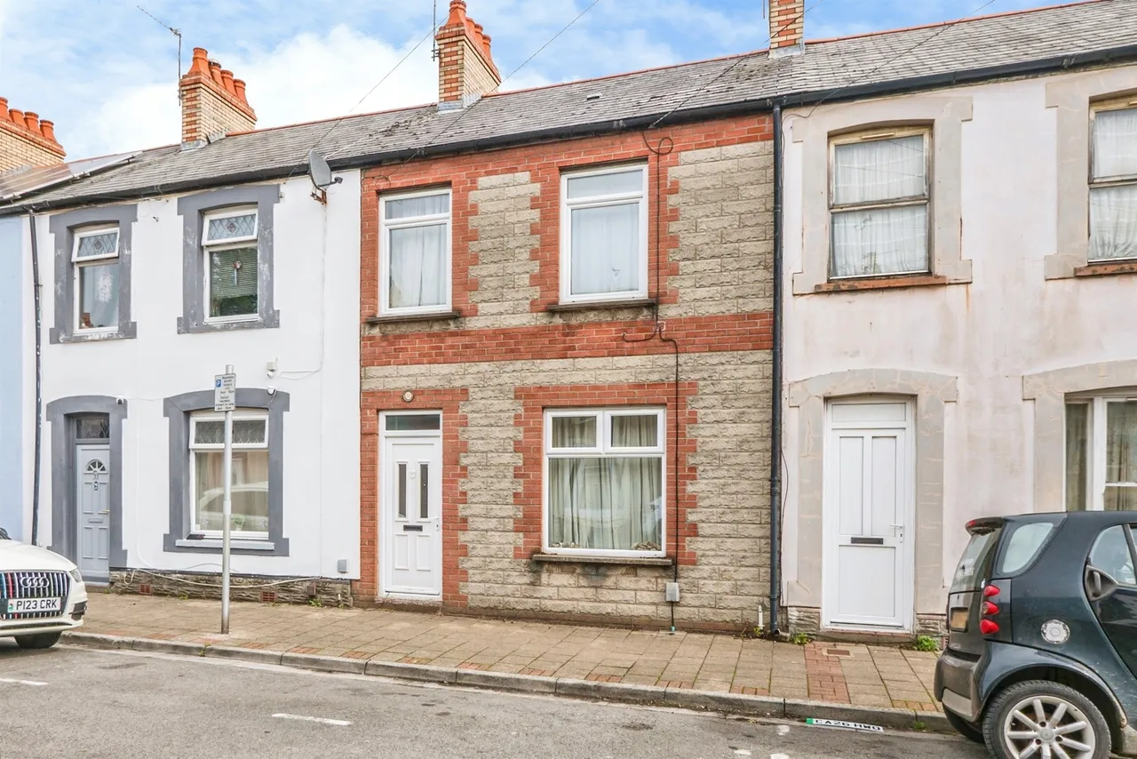 3 bed house for sale — Arthur Street, Roath, Cardiff