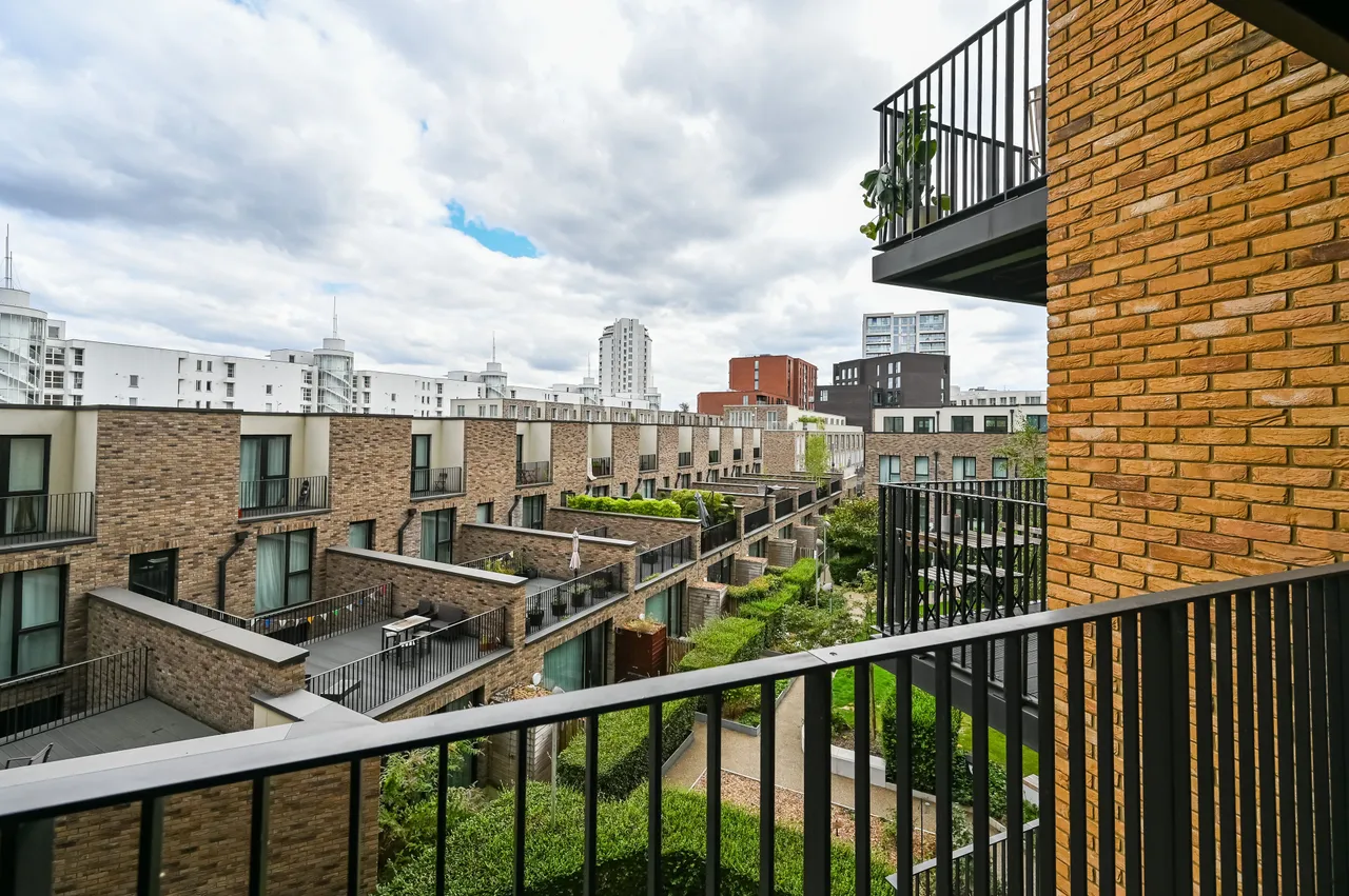 London, E16, photo 15