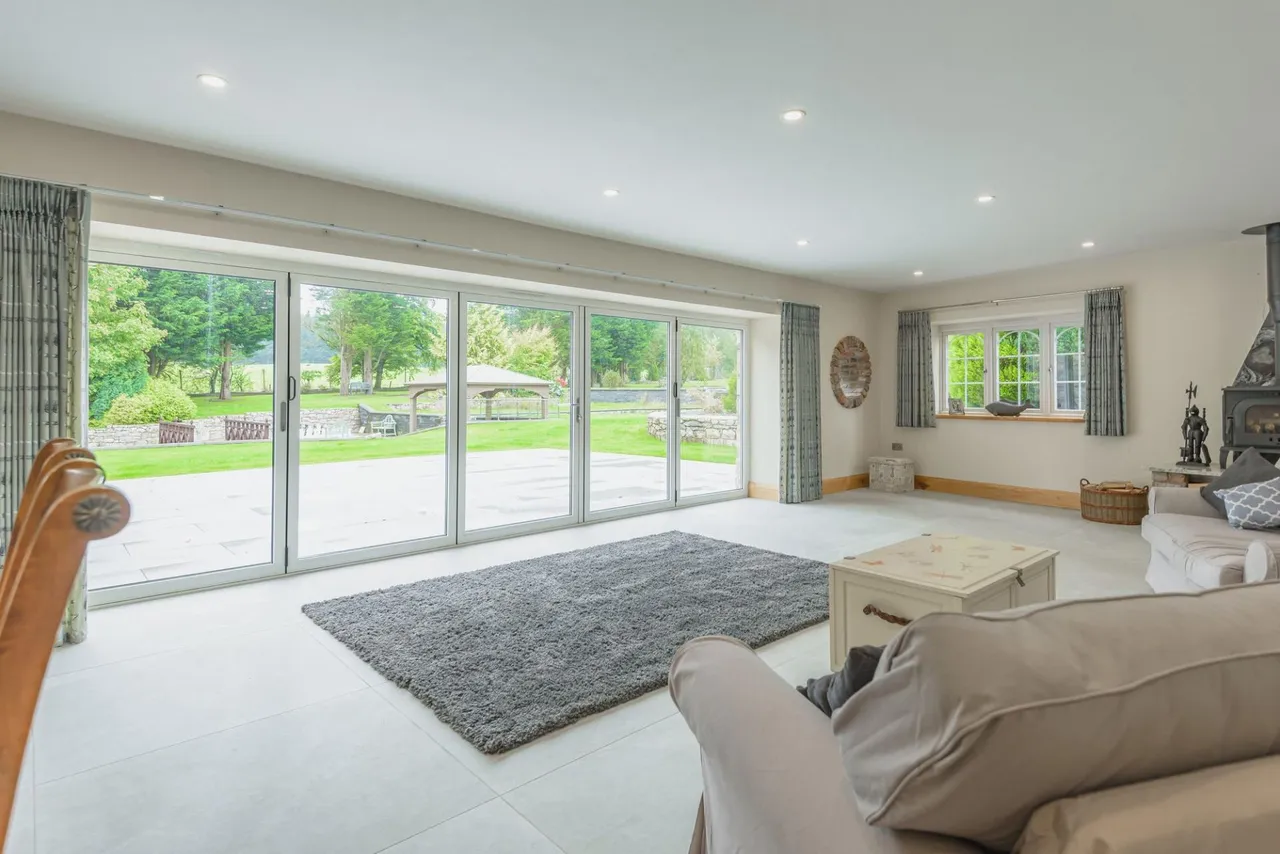 Llandegla Road, Llanarmon-Yn-Ial, CH7, photo 13