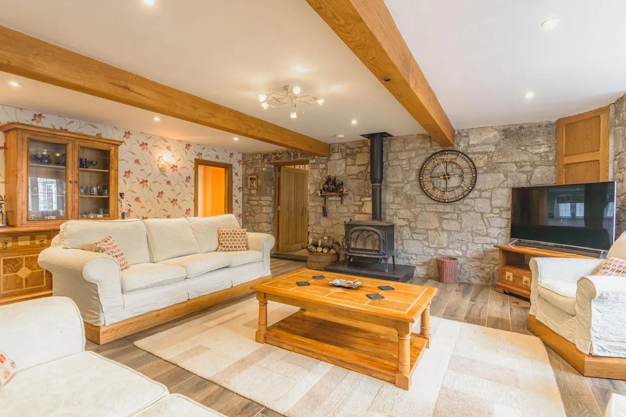 Llandegla Road, Llanarmon-Yn-Ial, CH7, photo 10