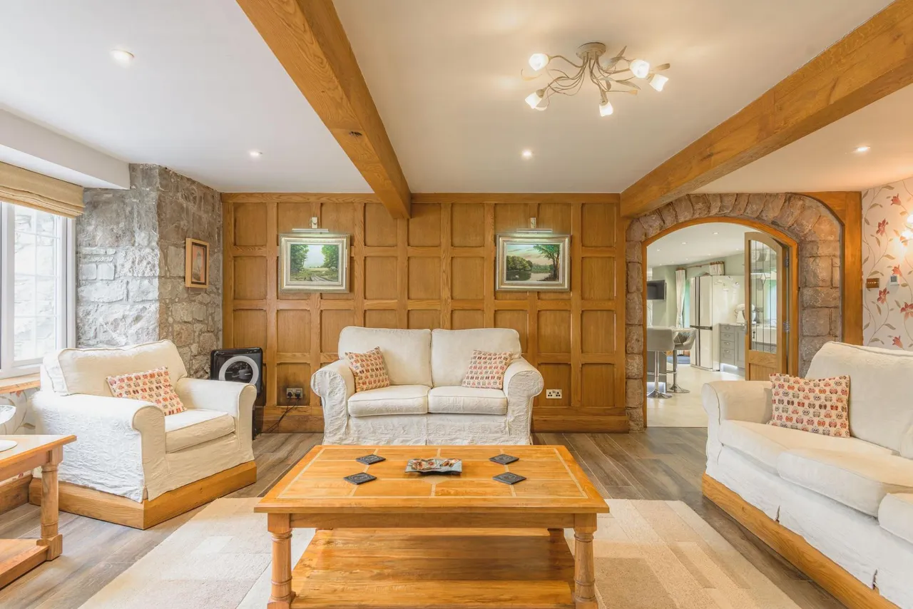 Llandegla Road, Llanarmon-Yn-Ial, CH7, photo 11