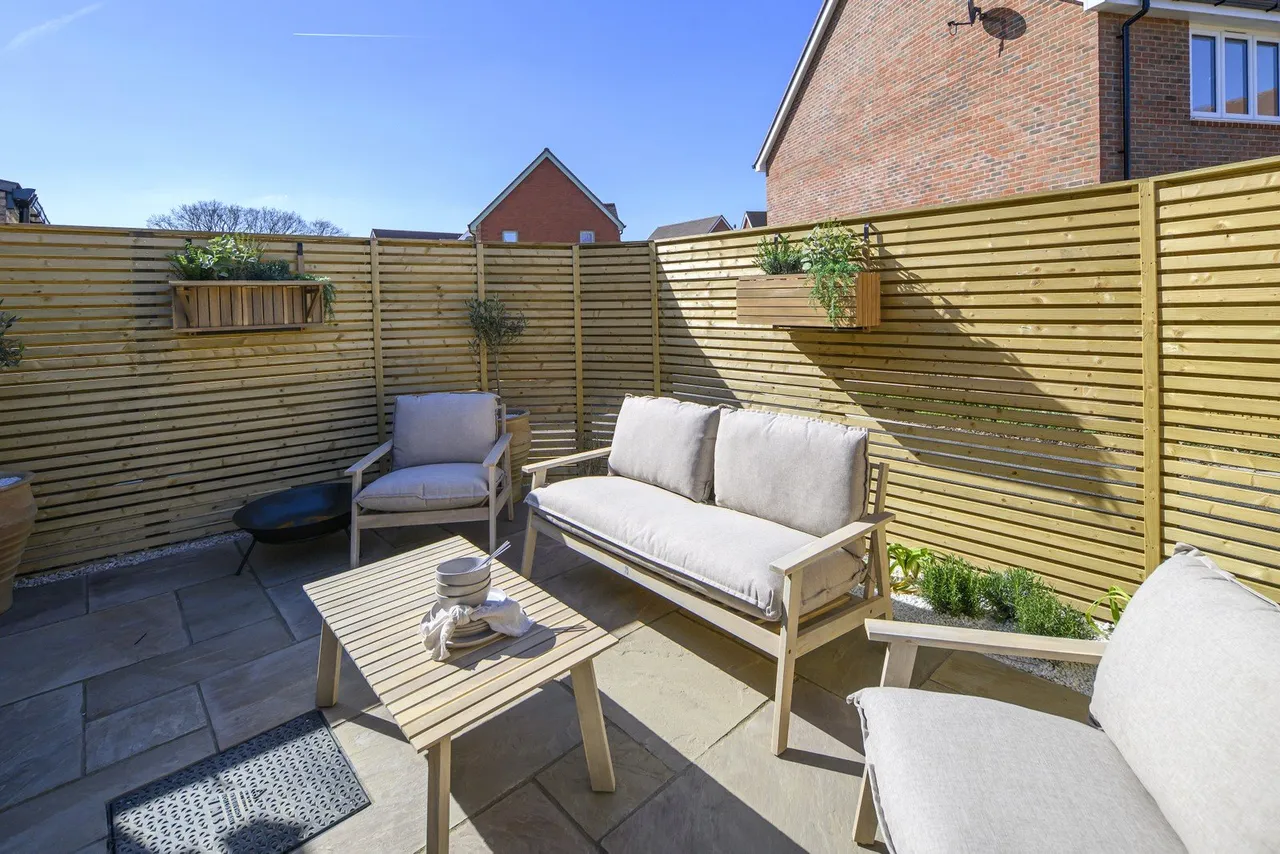Hitches Lane, Fleet, GU51 5EL, photo 12