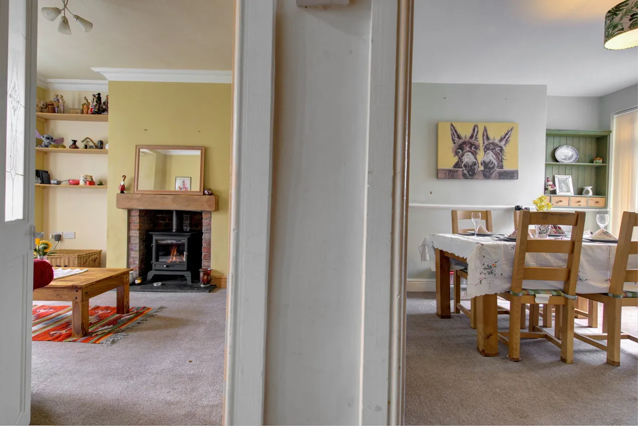 Dee Road, Connah's Quay, Deeside, CH5 4NX, photo 11