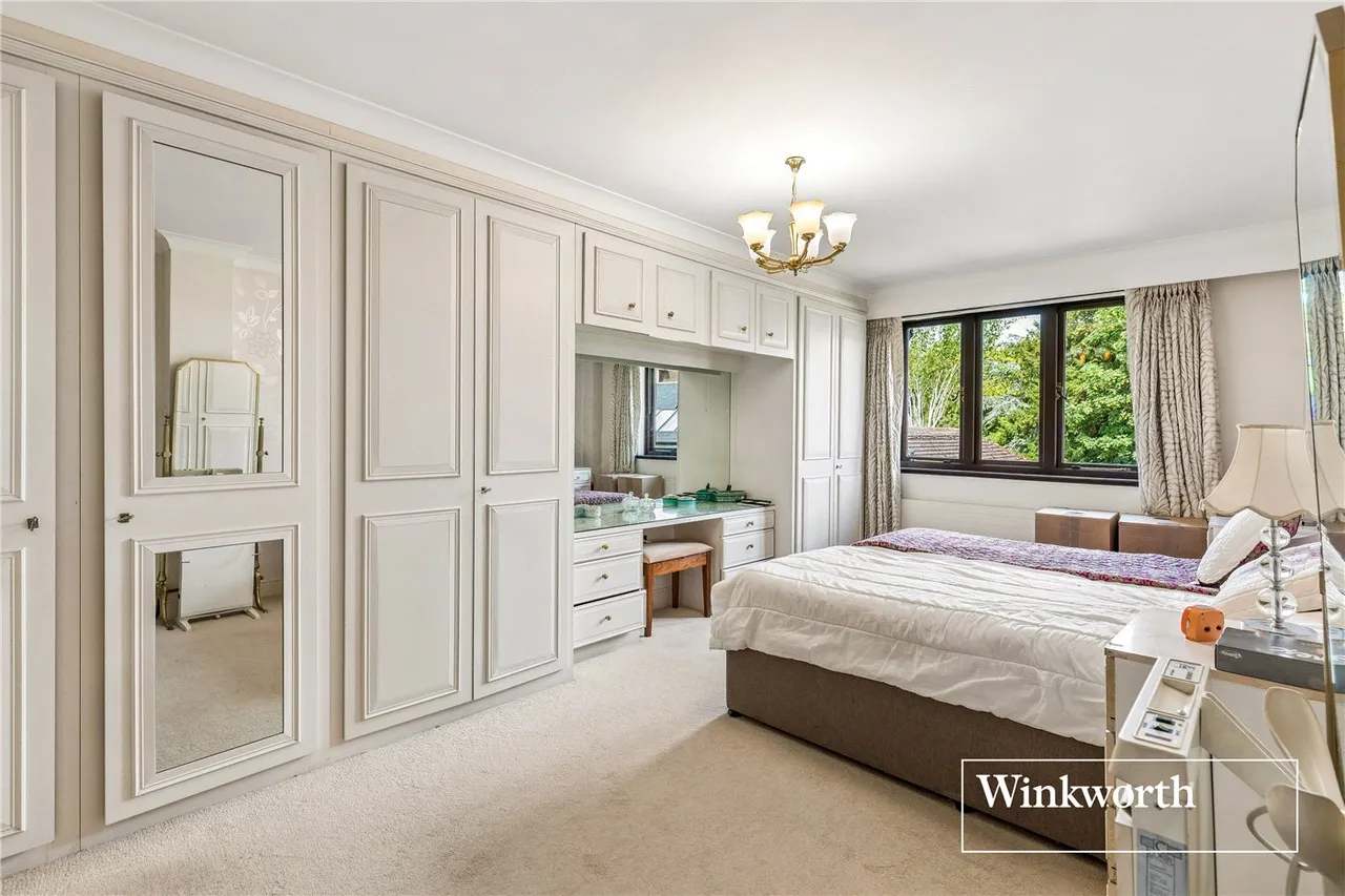 Regents Park Road, Finchley, London, N3, photo 5