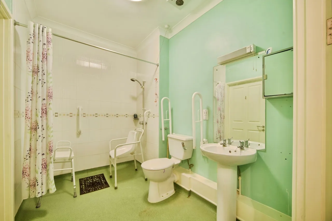 Nelson Street, East Ham, London, E6, photo 10