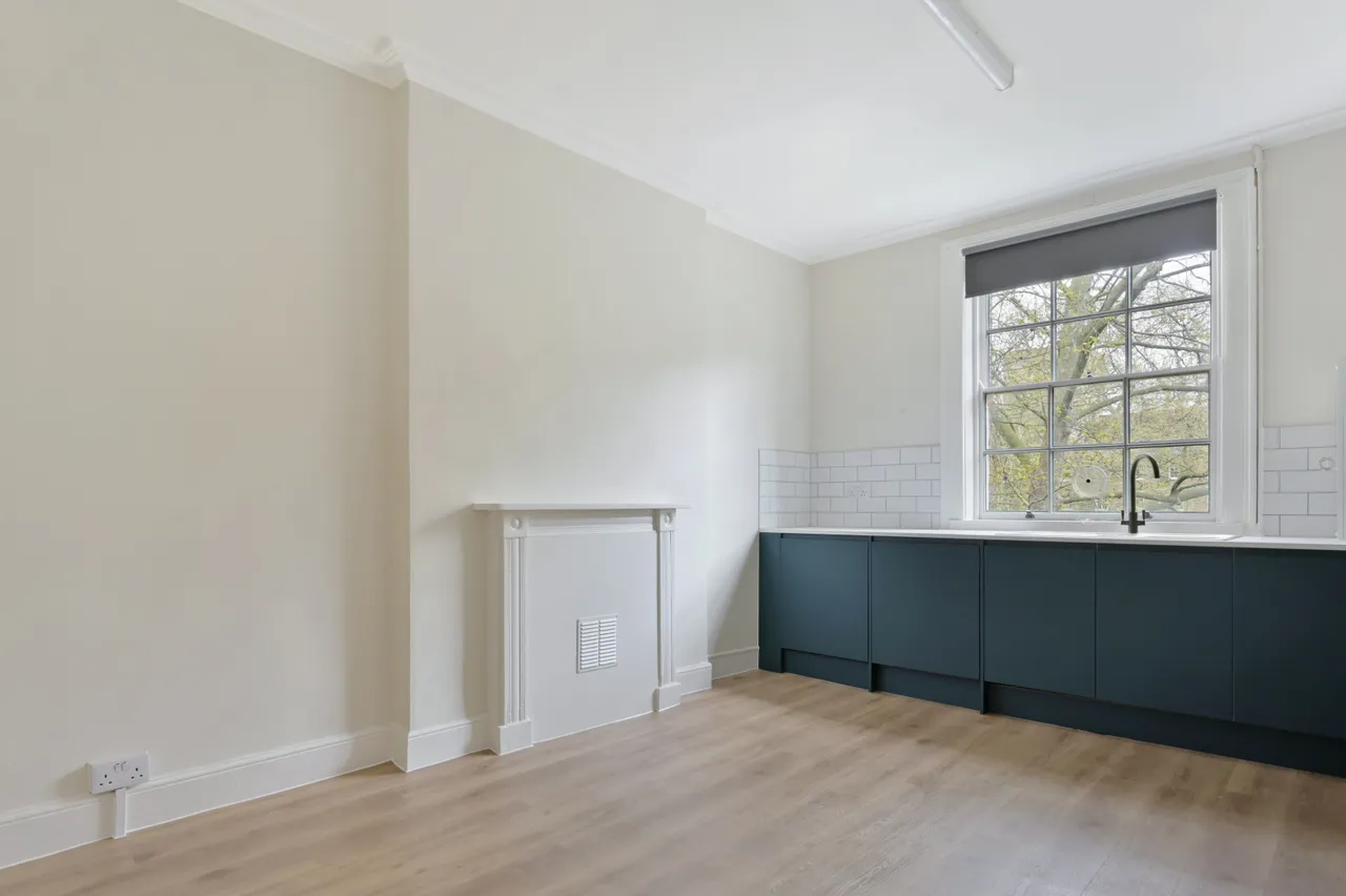 Torrington Square, Bloomsbury, WC1E, photo 8