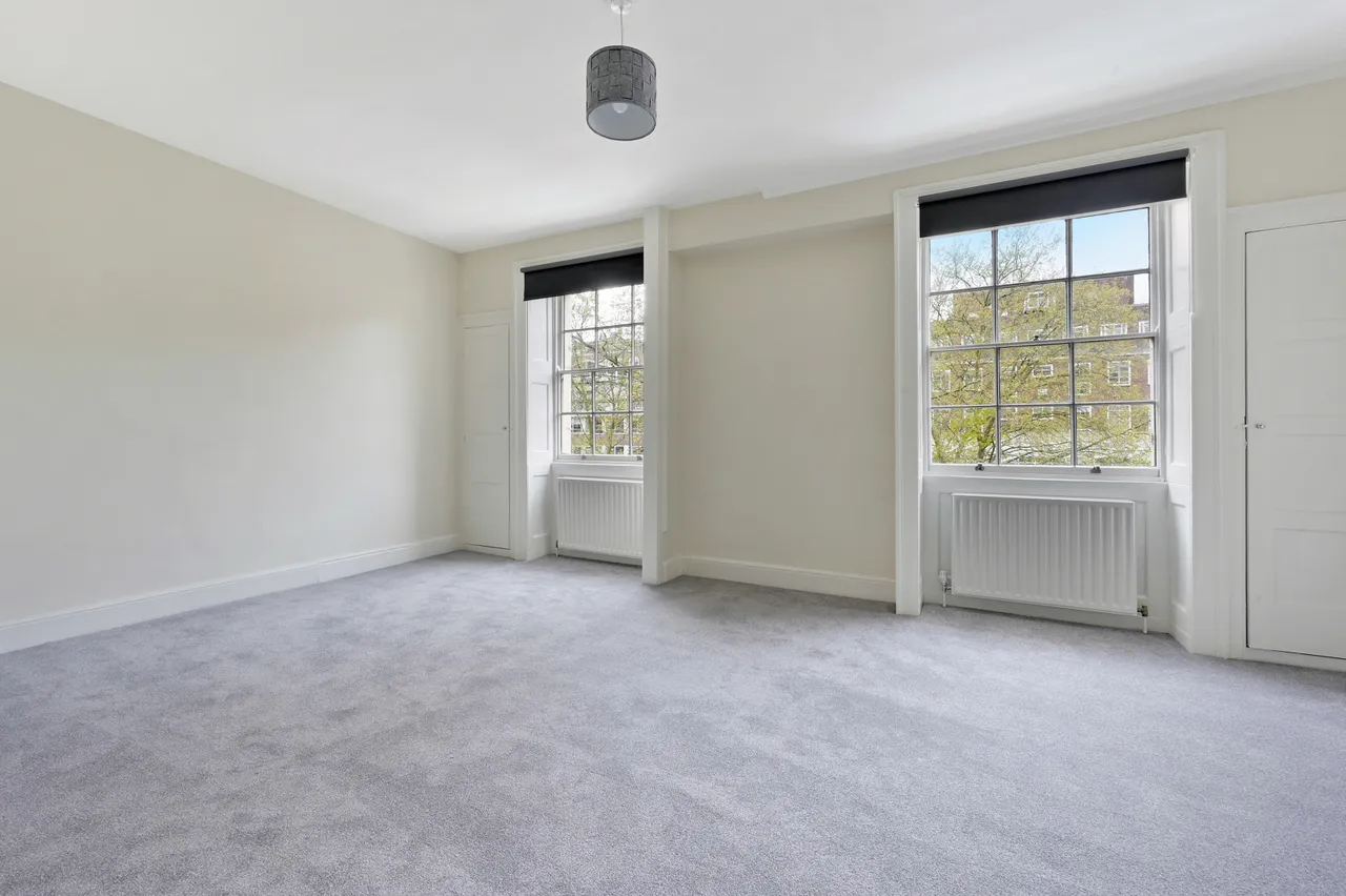 Torrington Square, Bloomsbury, WC1E, photo 2