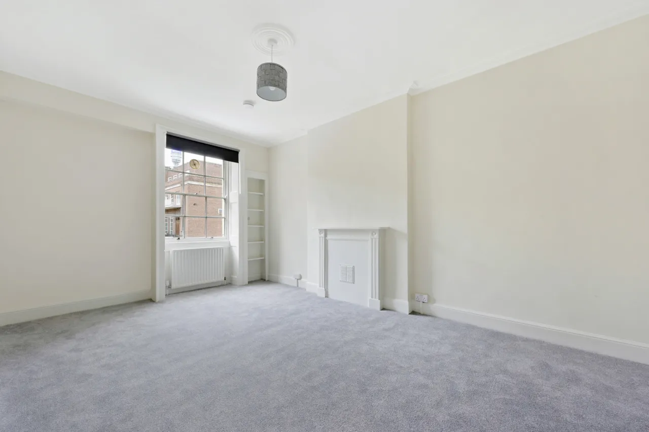 Torrington Square, Bloomsbury, WC1E, photo 3