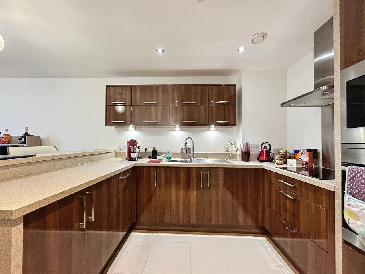 2 bed flat for sale, Ferry Court CARDIFF, CF11
