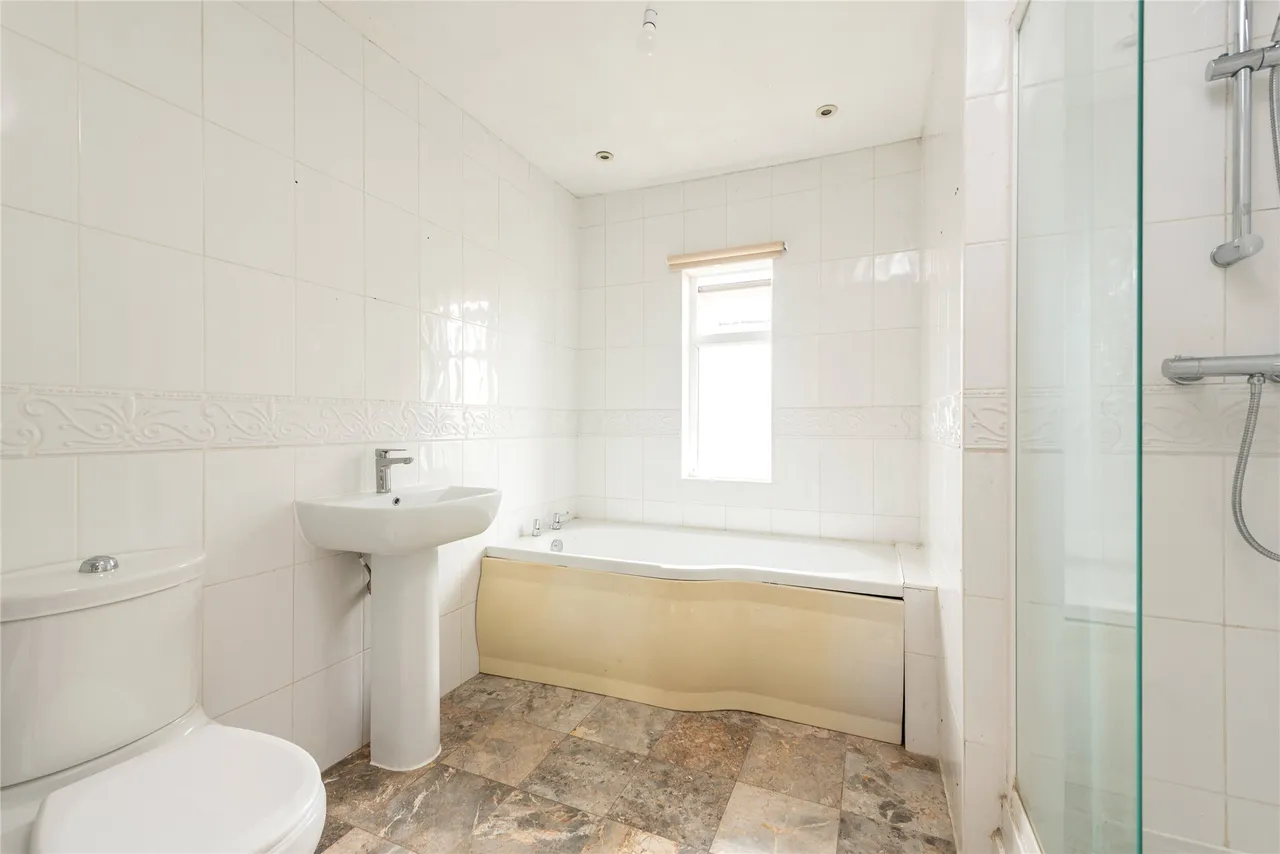 Chicheley Street, Newport Pagnell, MK16, photo 7