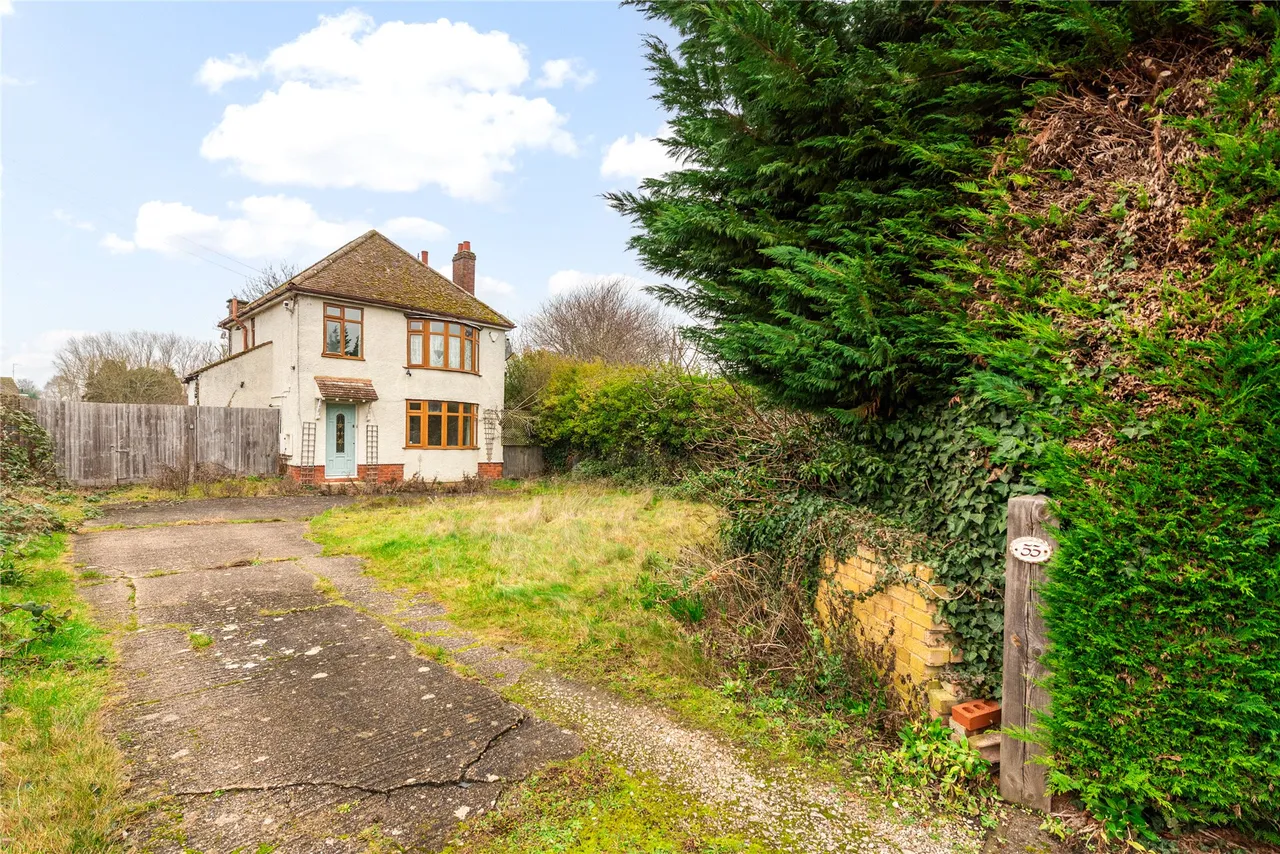 Chicheley Street, Newport Pagnell, MK16, photo 2