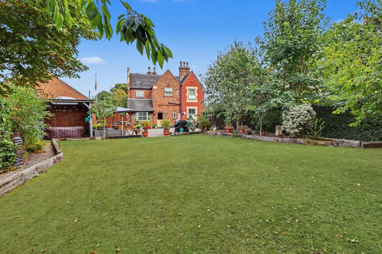 Caverswall Lane, Stoke-On-Trent, photo 13