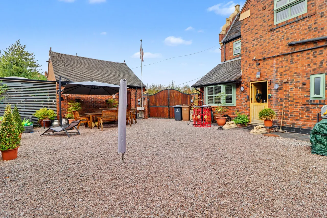 Caverswall Lane, Stoke-On-Trent, photo 15