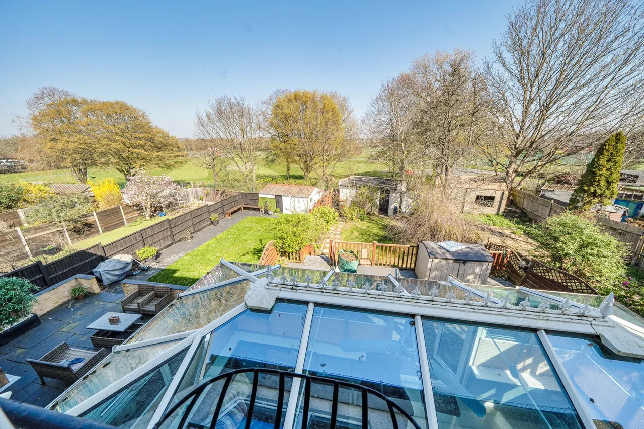 Marvels Lane, SE12, photo 22