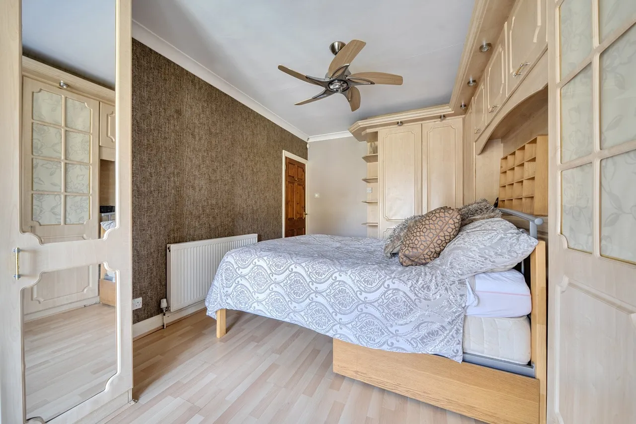 Marvels Lane, SE12, photo 19