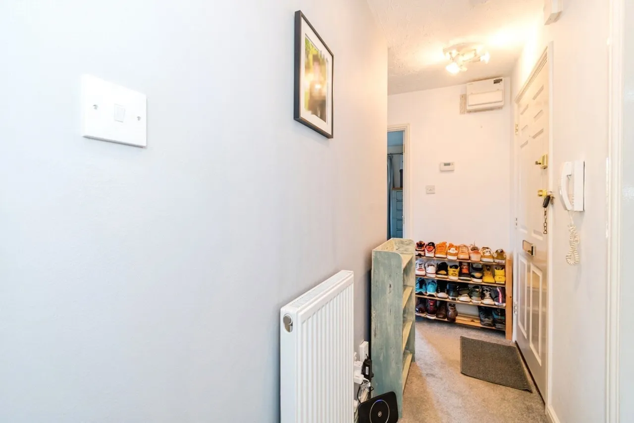 Admiralty Way, Marchwood, SO40, photo 12