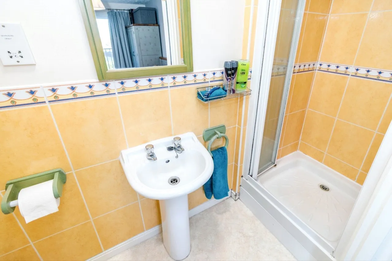 Admiralty Way, Marchwood, SO40, photo 8