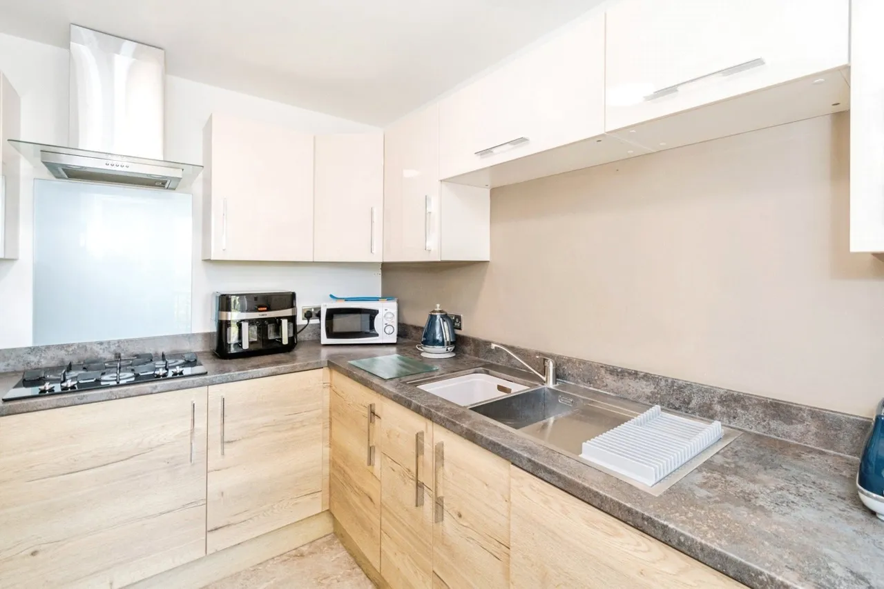 Admiralty Way, Marchwood, SO40, photo 6