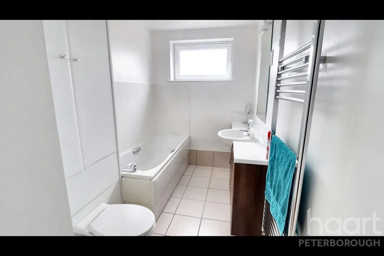 Cubitt Way, Peterborough, PE2, photo 13