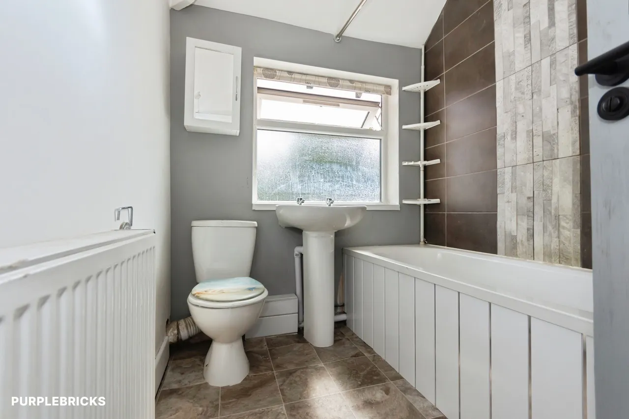 Fox Hollies Road, Acocks, B27, photo 6