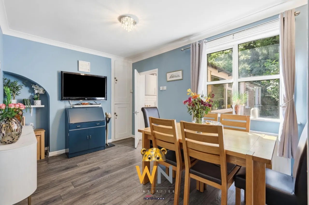 Rayleigh Road, Hutton, CM13, photo 8