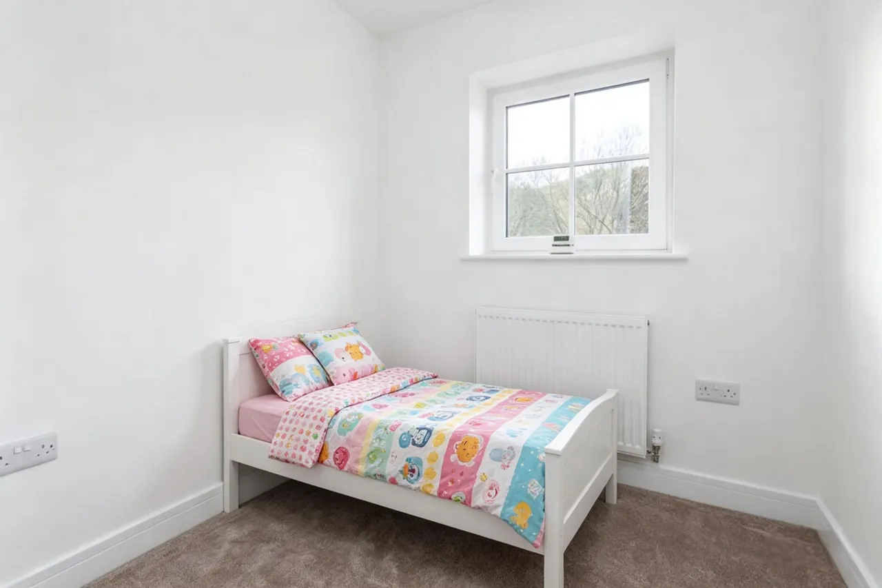 Ivy Place, Todmorden, OL14, photo 11