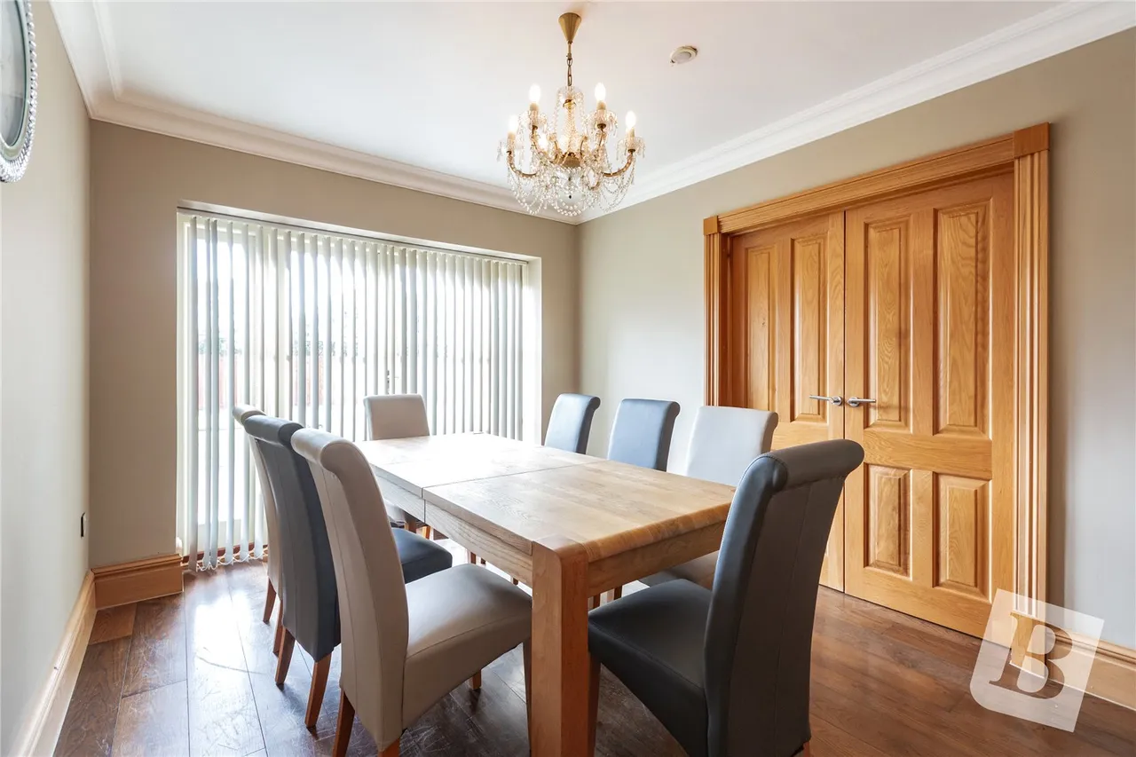 St. Marys Lane, Upminster, RM14, photo 11