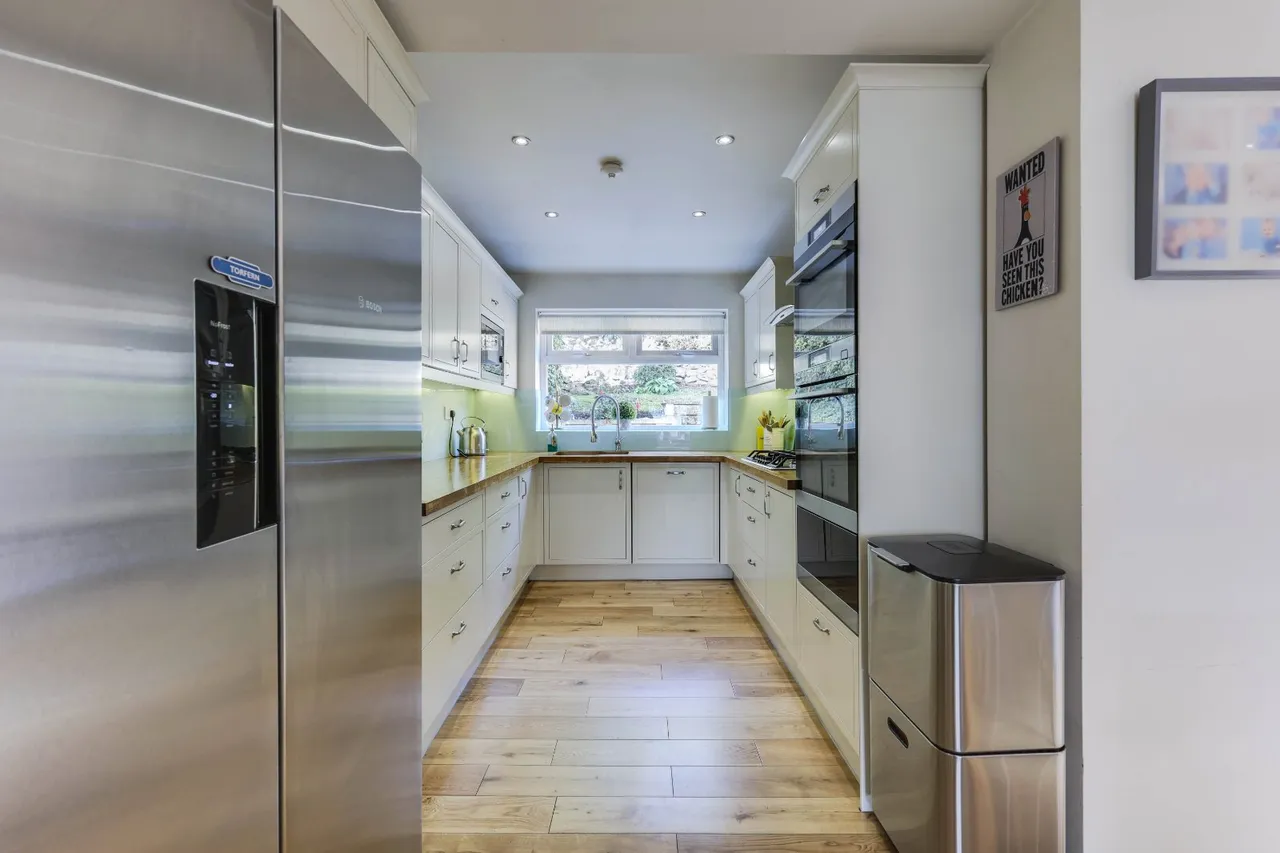 New Crescent, Horsforth, LS18, photo 7